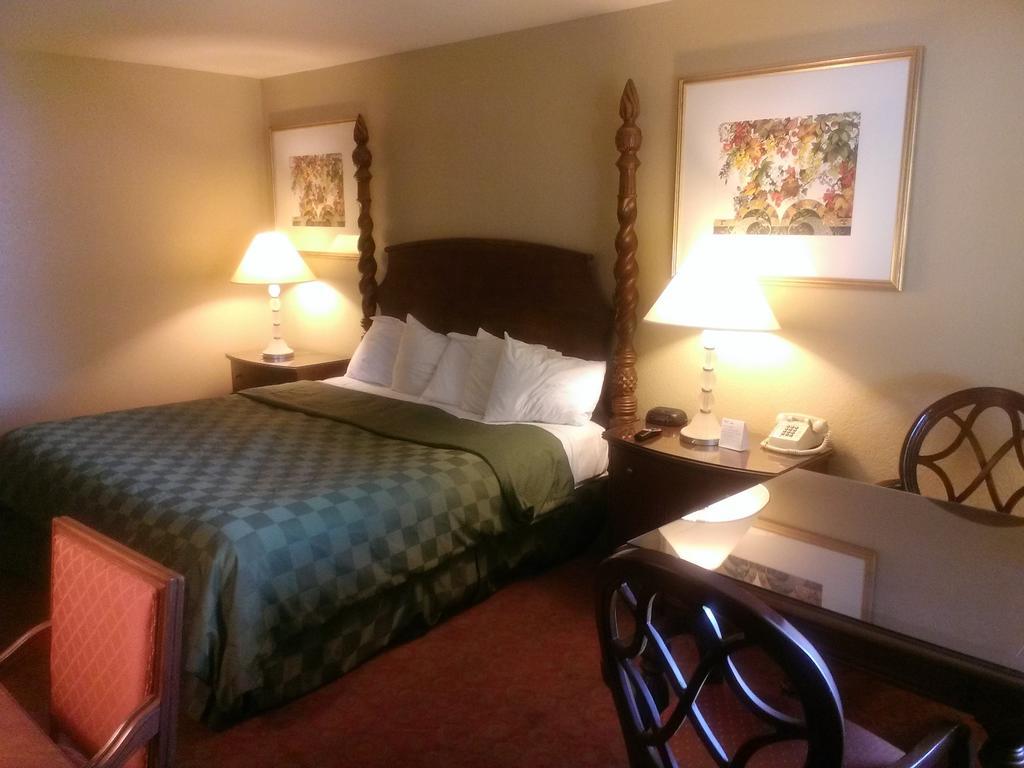 Days Inn By Wyndham Kingman East Bagian luar foto