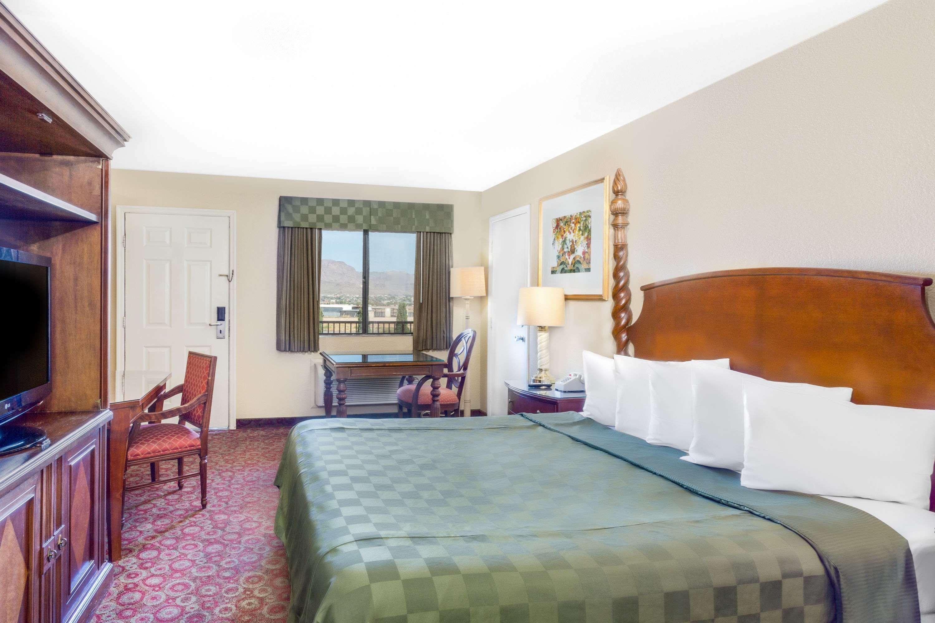Days Inn By Wyndham Kingman East Bagian luar foto